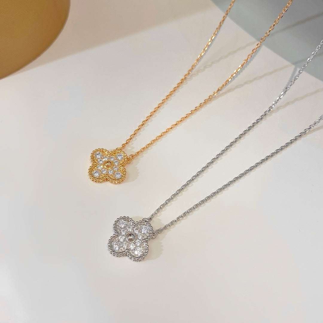 [Polaidi Jewelry]CLOVER 15MM DIAMOND SINGLE FLOWER NECKLACE