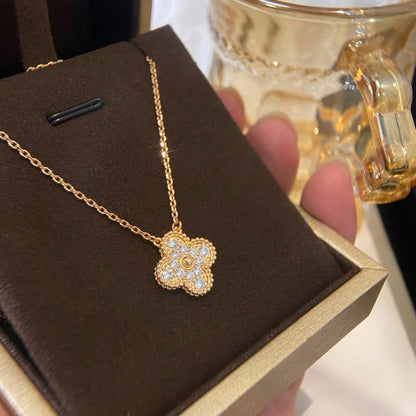 [Polaidi Jewelry]CLOVER 15MM DIAMOND SINGLE FLOWER NECKLACE