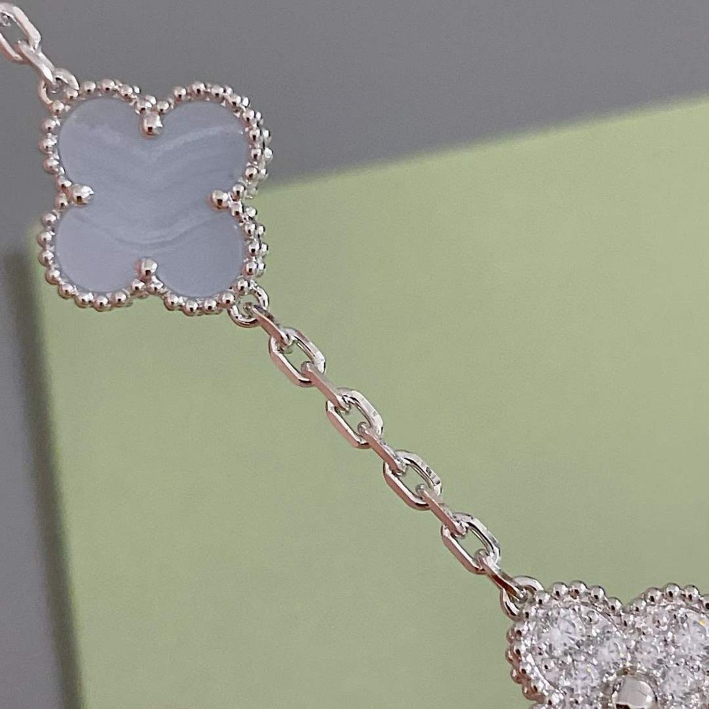 [：Polaidi Jewelry]CLOVER  5 MOTIF DIAMOND PURPLE CHALCEDONY BRACELET SILVER