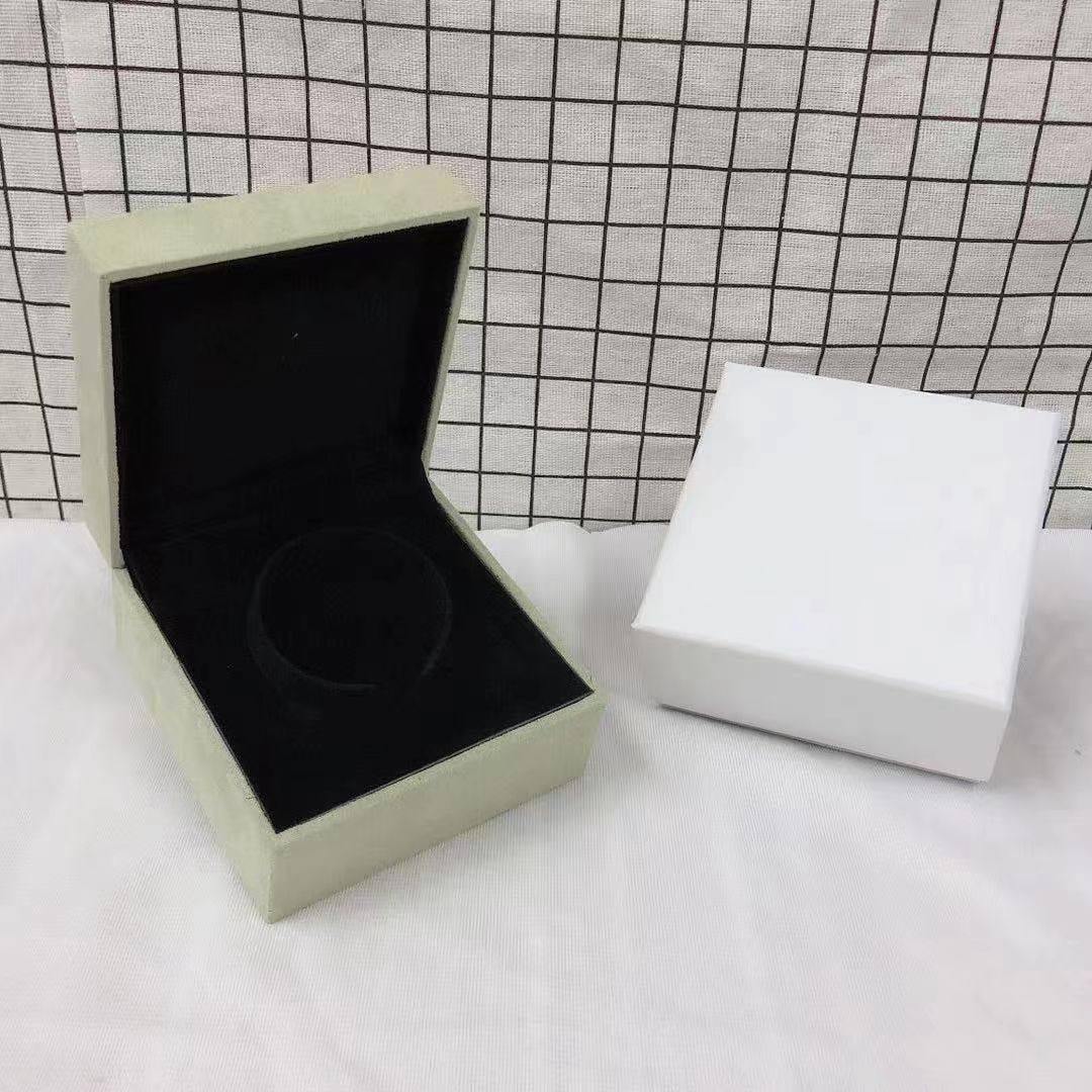 [POLAIDI] VA CLOVER BOX GIFT BAG