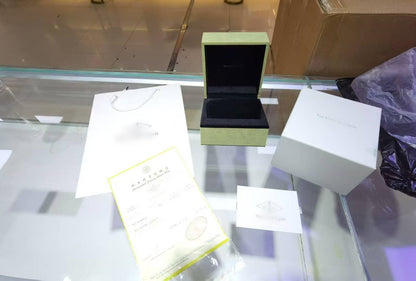 [POLAIDI] VA CLOVER BOX GIFT BAG