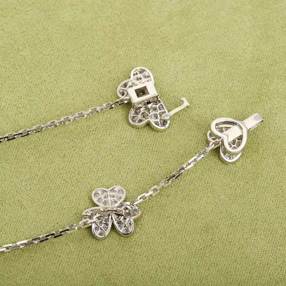 [：Polaidi Jewelry]FRIVOLE SILVER 9 FLOWERS NECKLACE