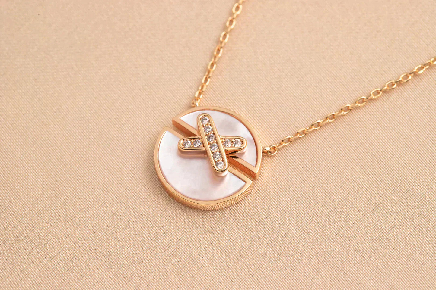 [：Polaidi Jewelry]JEUX DE ROSE GOLD DIAMOND NECKLACE