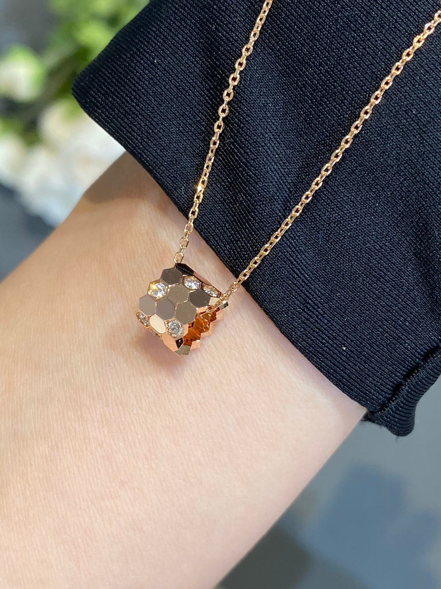 [Polaidi Jewelry]BEE LOVE DIAMOND NECKLACE