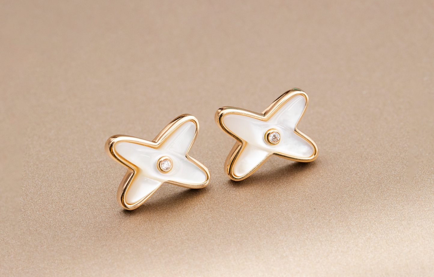 [Polaidi Jewelry]JEUX DE WHITE MOP PINK GOLD DIAMOND EARRINGS