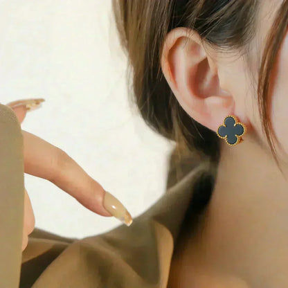 [：Polaidi Jewelry]CLOVER MEDIUM 1 MOTIFS  ONYX STUD EARRINGS