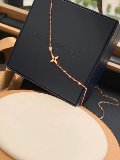 [Polaidi Jewelry]BLOSSOM PENDANT PINK GOLD AND DIAMOND