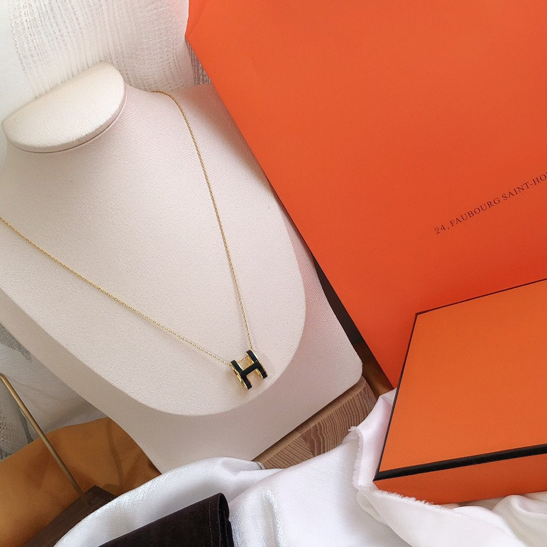 [：Polaidi Jewelry]HM CLIC BLACK ENAMEL GOLD NECKLACE