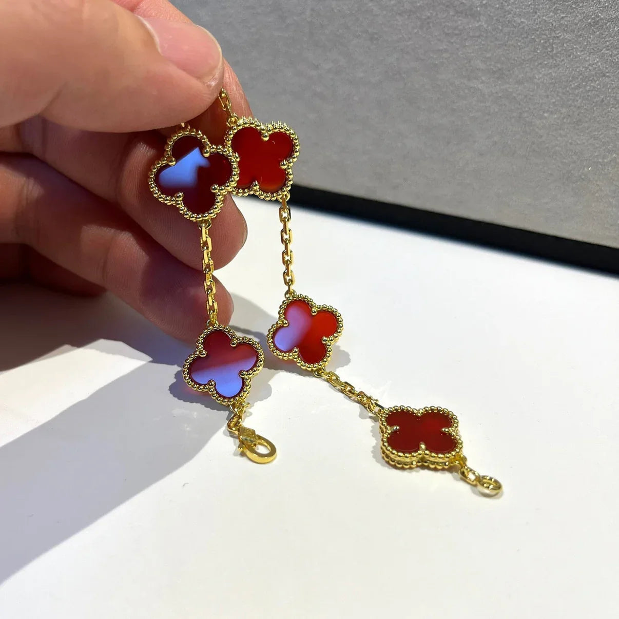 [Polaidi Jewelry] CLOVER 5 MOTIF RED CORNELIAN BRACELET COLLECTION
