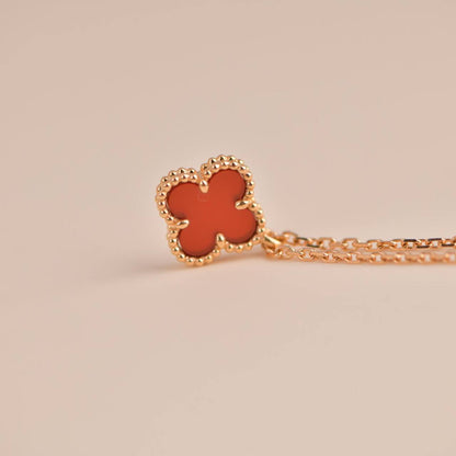 [Polaidi Jewelry]CLOVER MINI 9.5MM WHITE CARNELIANS NECKLACE