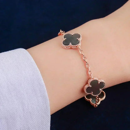 [：Polaidi Jewelry]CLOVER 5 MOTIF GRAY MOP  BRACELET