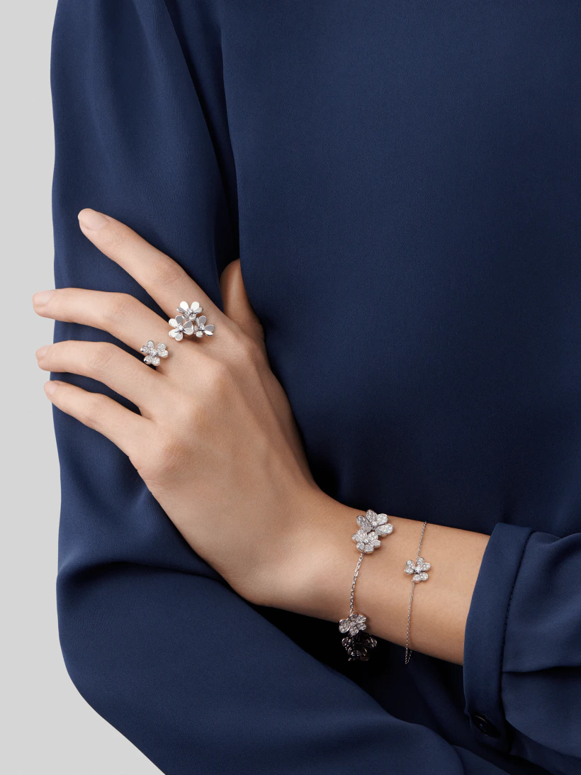 [：Polaidi Jewelry]FRIVOLE SILVER FLOWER DIAMOND BRACELET