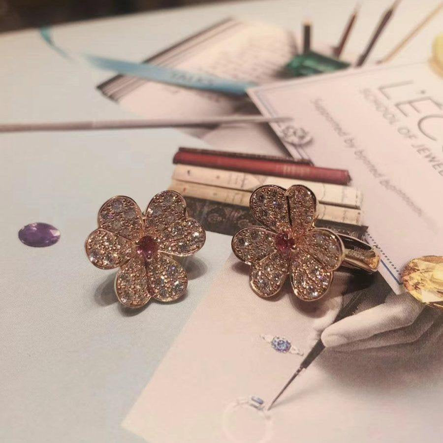 [Polaidi Jewelry]FRIVOLE PINK GOLD FLOWER DIAMOND EARRINGS