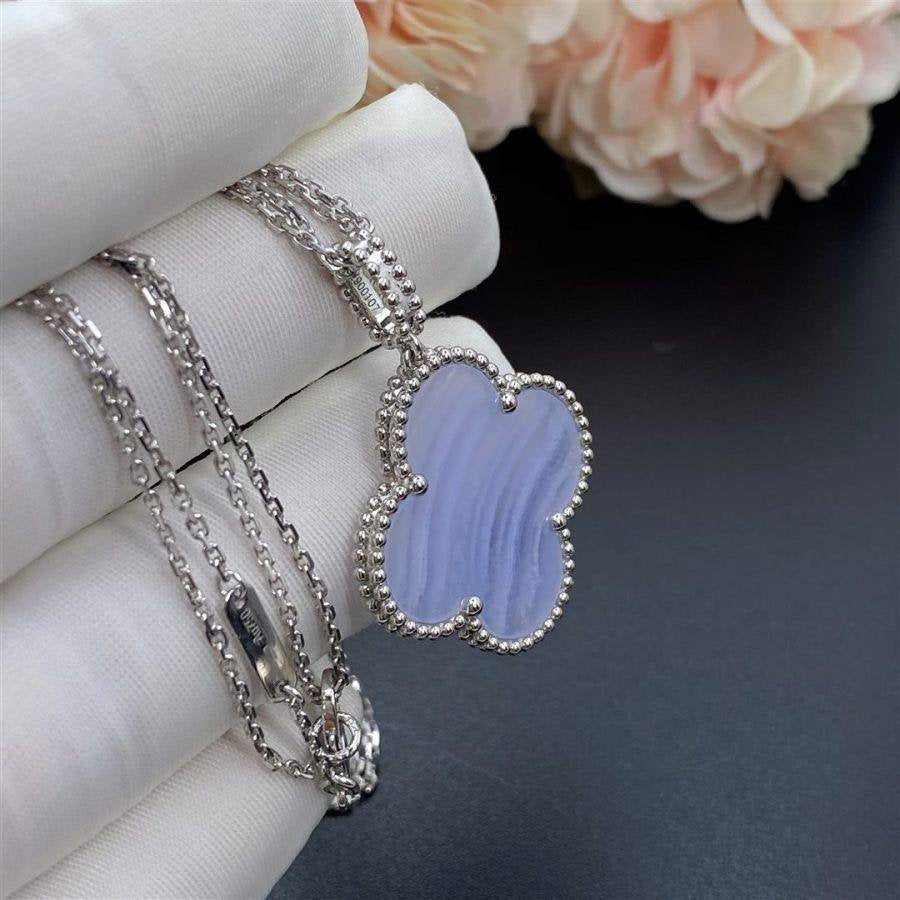[：Polaidi Jewelry]CLOVER SILVER CHALCEDONY BIG CLOVER NECKLACE