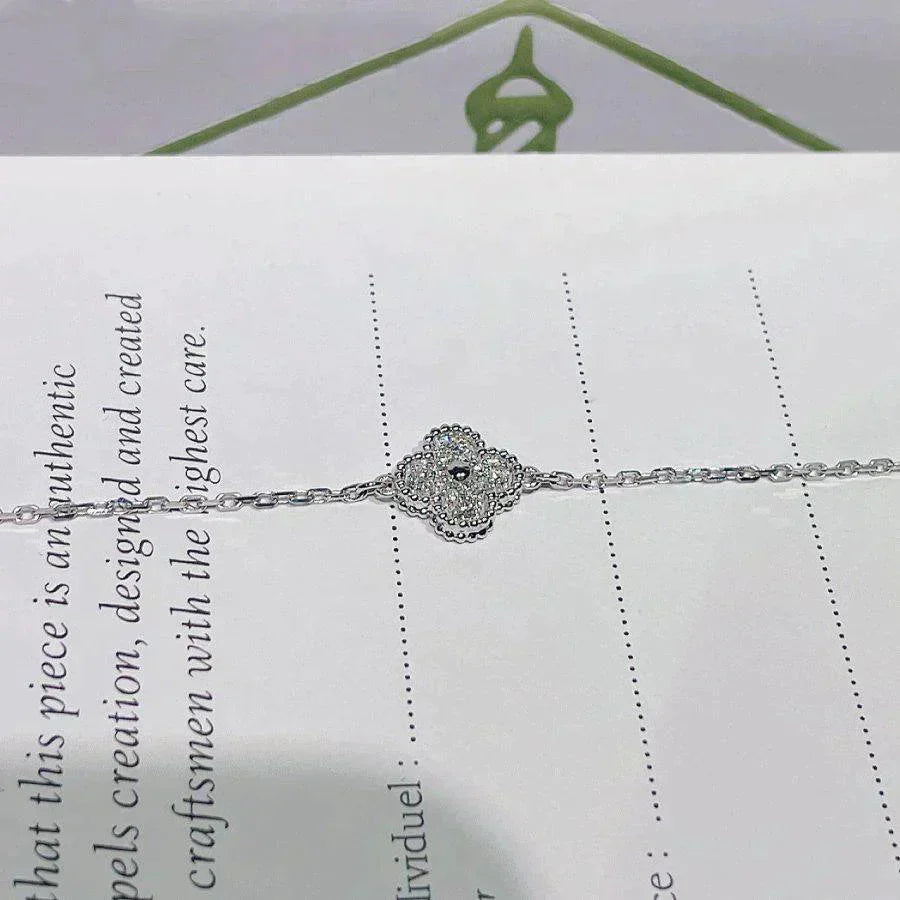 [：Polaidi Jewelry]CLOVER  SINGLE FLOWER BRACELET SILVER