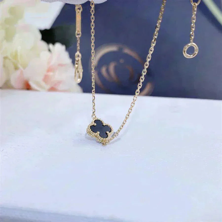 [：Polaidi Jewelry]CLOVER ONYX SINGLE FLOWER BRACELET