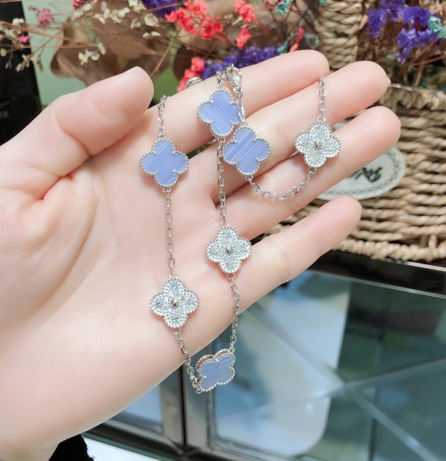 [：Polaidi Jewelry]CLOVER 10 MOTIFS CHALCEDONY DIAMONDS SILVER NECKLACE