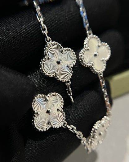 [Polaidi Jewelry] CLOVER 5 MOTIF LASER BRACELET COLLECTION